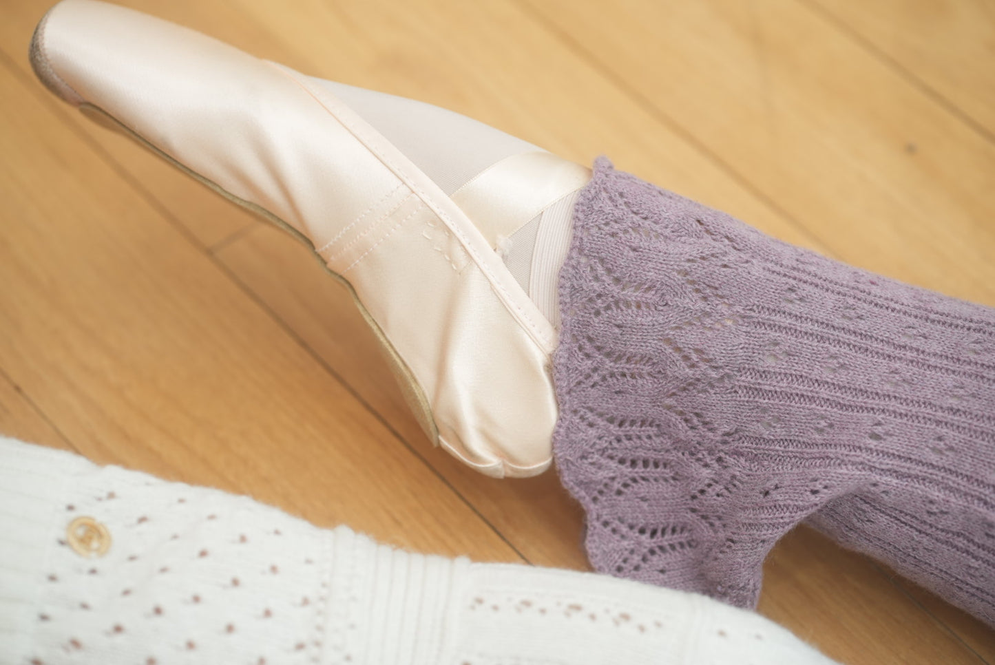 Relevé Line Legwarmers