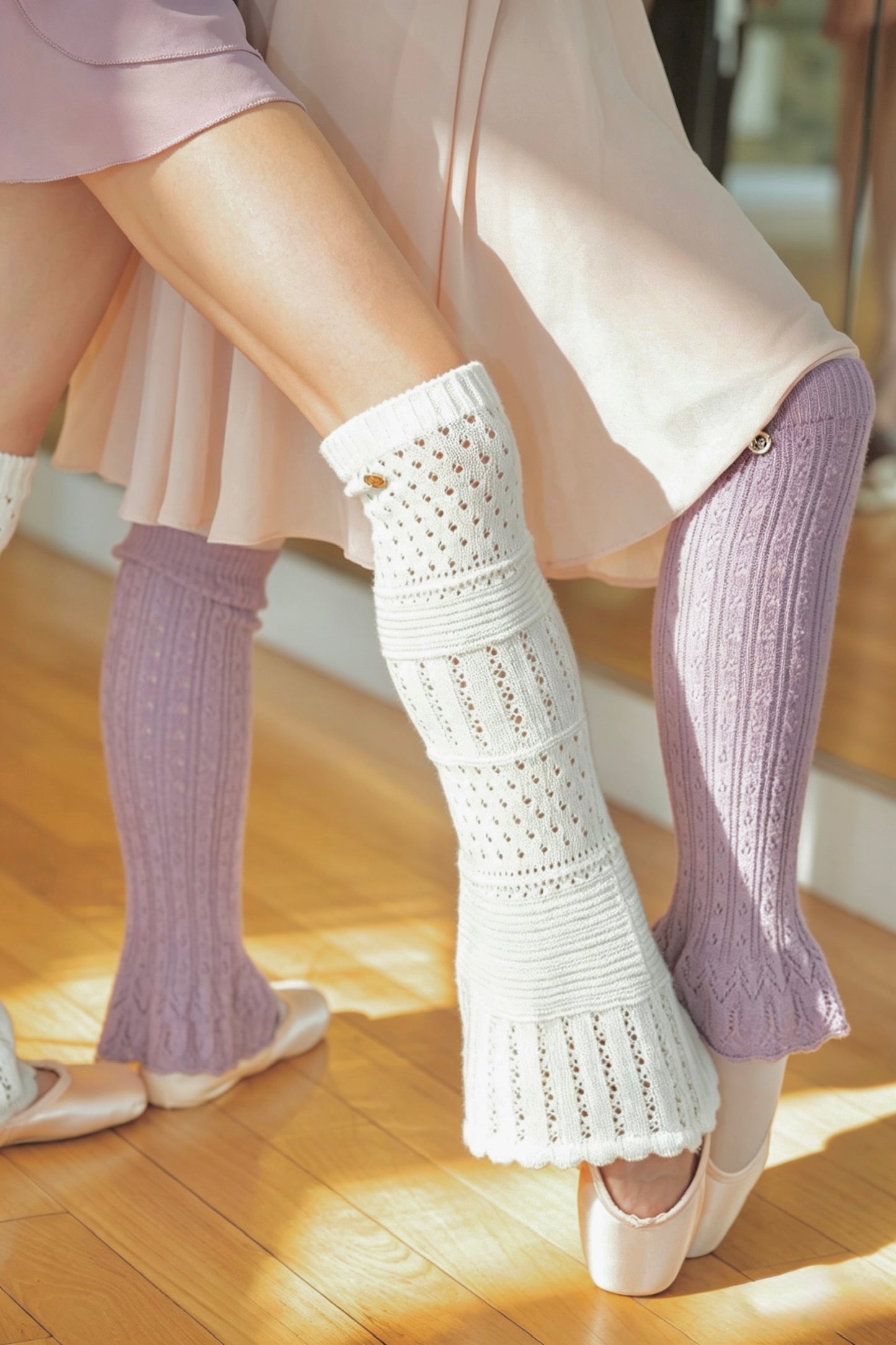 Échappé Open-Knit Legwarmers